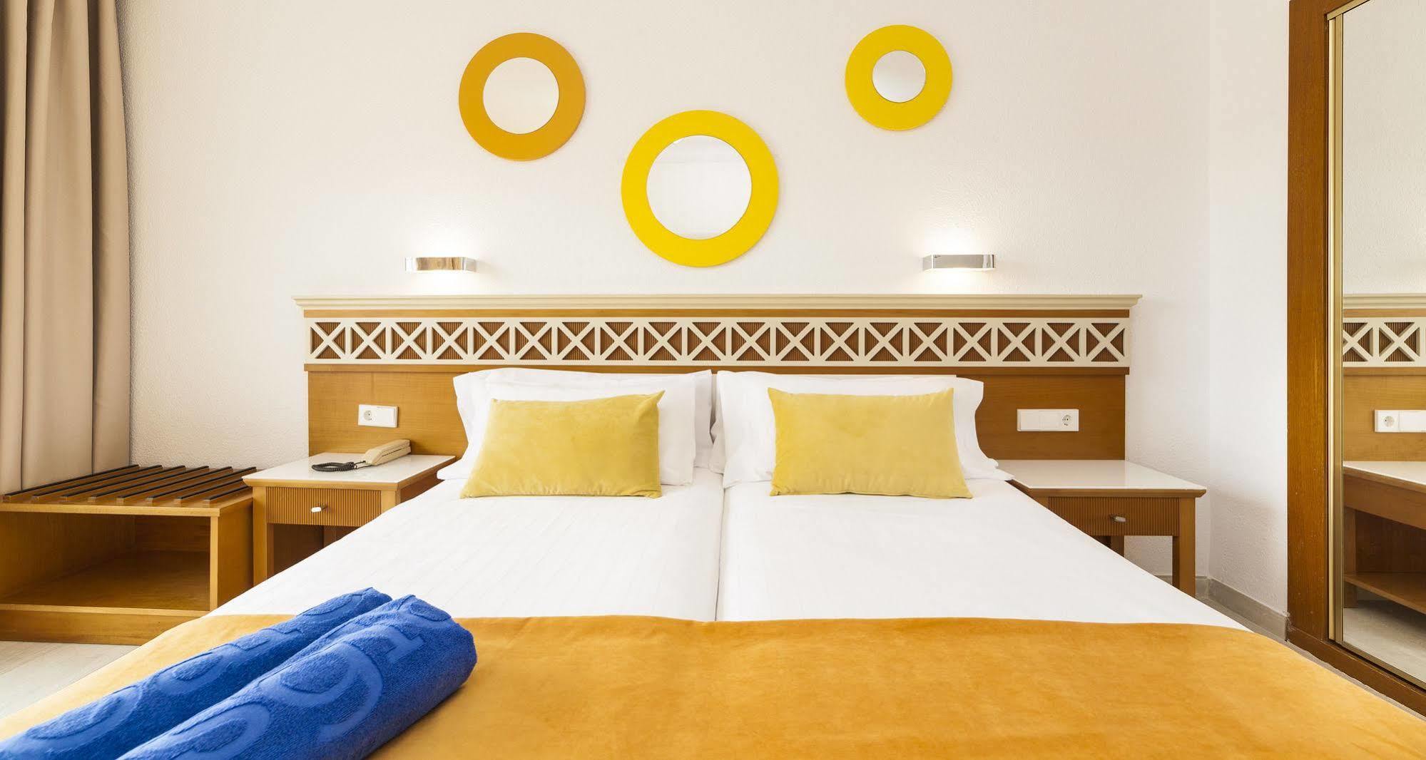 Globales Santa Ponsa Park Hotel Luaran gambar